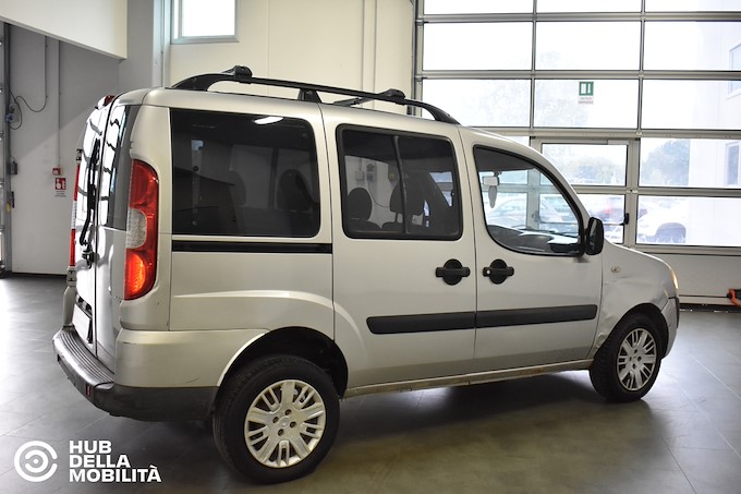 FIAT Doblò 1.9 MJ Combi 5 p.ti N1